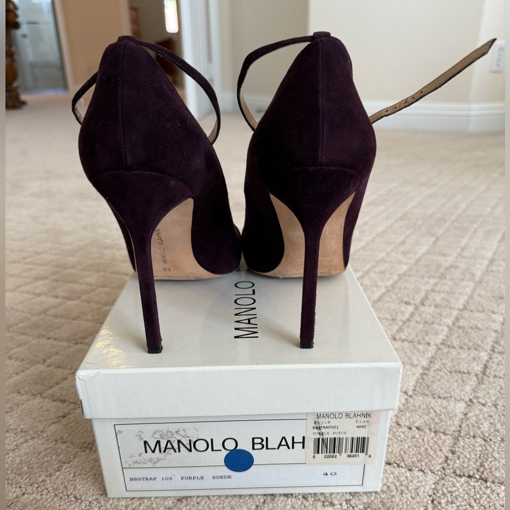 Manolo Blahnik BB pump with strap. Size 40. Purple suede. - Picture 4 of 5